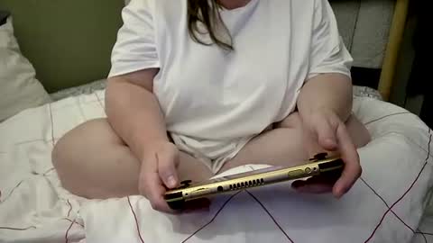 Snapshot of marthabriest chatting on 31, 10, 2025 Martha online show from 31, 10, 2025