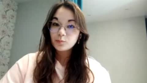 Mia online show from 14, 6, 2026