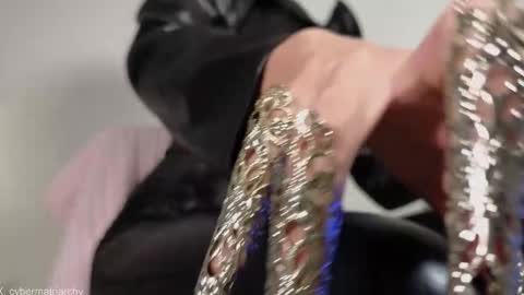 Snapshot of marthahoffman chatting on 15, 11, 2025 Ultimate Goddess online show from 15, 11, 2025