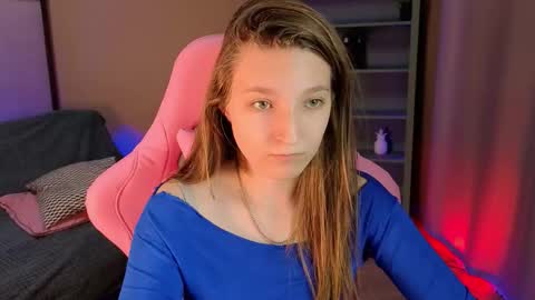 Snapshot of marthalune chatting on 12, 9, 2025 Martha online show from 12, 9, 2025