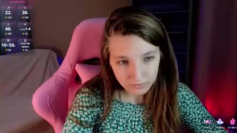 Snapshot of marthalune chatting on 16, 9, 2025 Martha online show from 16, 9, 2025