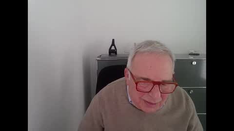 martin_1947 online show from 24, 12, 2024