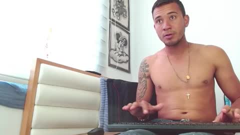 Snapshot of martin_smith20 chatting on 1, 12, 2025 martin_smith20 online show from 1, 12, 2025