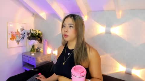 martina mIIler online show from 2, 4, 2026