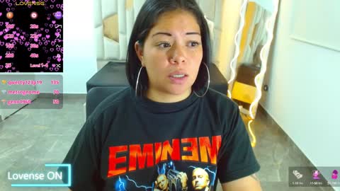 Snapshot of martina_tay chatting on 17, 1, 2025 Hey im martina online show from 17, 1, 2025