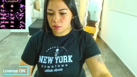 Snapshot of martina_tay chatting on 3, 2, 2025 Hey im martina online show from 3, 2, 2025