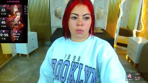 Snapshot of martina_tay chatting on 15, 9, 2025 Hey im martina online show from 15, 9, 2025