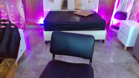 Snapshot of martina_tay chatting on 5, 10, 2025 Hey im martina online show from 5, 10, 2025