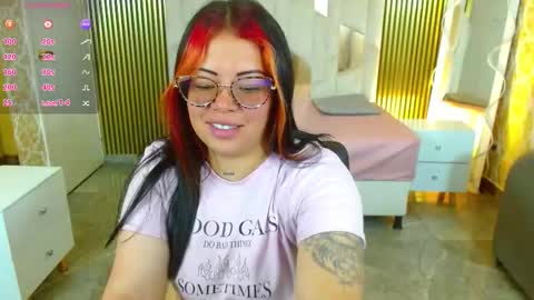 Snapshot of martina_tay chatting on 12, 11, 2025 Hey im martina online show from 12, 11, 2025