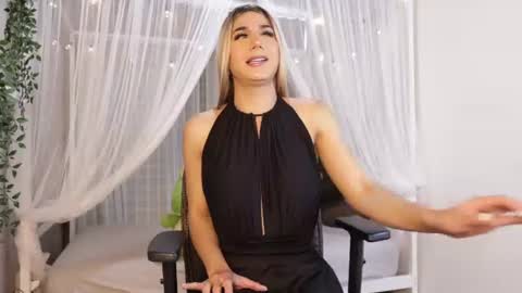 martinaa_rose online show from 22, 6, 2026