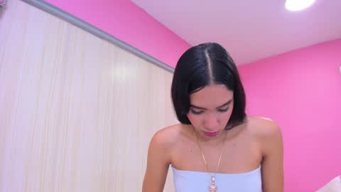 Snapshot of martinaaldana chatting on 21, 9, 2025 Martina Aldana online show from 21, 9, 2025