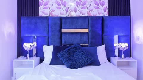 Martina Garcia online show from 4, 2, 2025