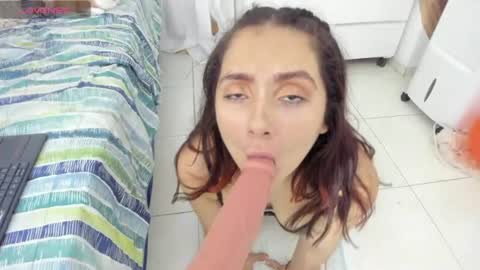 Snapshot of martinarossi chatting on 16, 7, 2026 ... ... online show from 16, 7, 2026