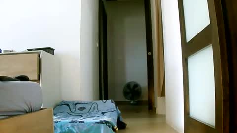 Play with me I obey I promise  online show from 5, 10, 2025