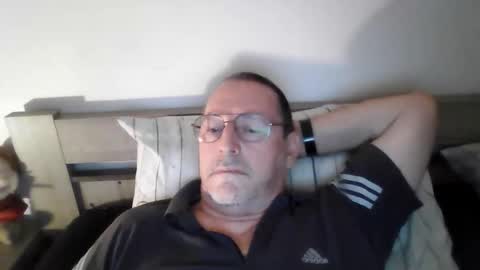 Snapshot of martinb62 chatting on 6, 10, 2025 Hotguy61 online show from 6, 10, 2025