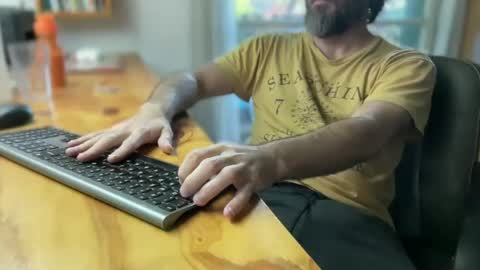 Martincito online show from 4, 1, 2025