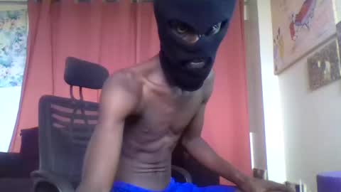 martineznn64 online show from 4, 1, 2025