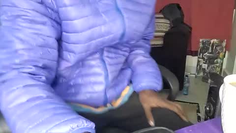 martineznn64 online show from 17, 1, 2025