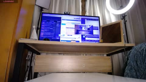 Antonella Martini online show from 5, 12, 2025