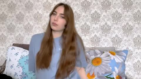 Snapshot of marvelkondratowicz chatting on 4, 4, 2026 Lana online show from 4, 4, 2026