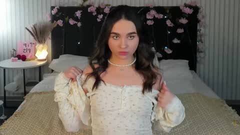 Snapshot of mary_blooom chatting on 22, 12, 2025 Mary online show from 22, 12, 2025