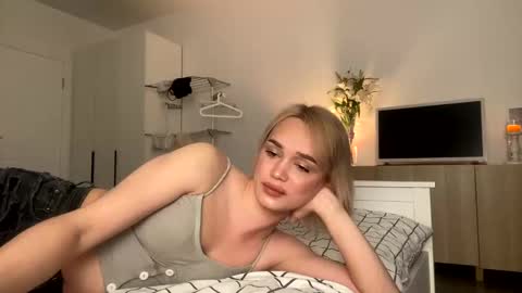 Snapshot of mary_geyson1 chatting on 5, 12, 2024 Mary online show from 5, 12, 2024