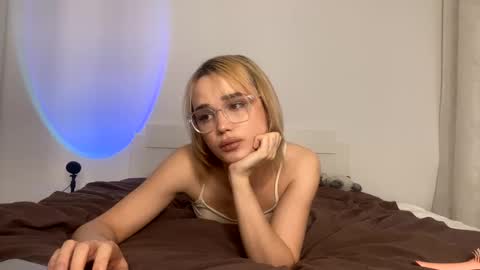 Snapshot of mary_geyson1 chatting on 24, 1, 2025 Mary online show from 24, 1, 2025