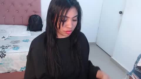 Snapshot of mary_live18 chatting on 8, 2, 2025 Hi guys im Mary online show from 8, 2, 2025