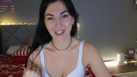 Snapshot of mary_love16 chatting on 5, 12, 2025 Maria online show from 5, 12, 2025