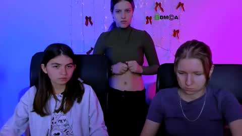 Snapshot of mary_moon__ chatting on 1, 2, 2026 mary_moon__ online show from 1, 2, 2026