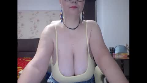 Snapshot of mary_x chatting on 5, 2, 2025 Mary online show from 5, 2, 2025