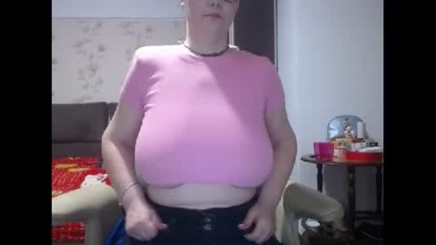 Snapshot of mary_x chatting on 12, 3, 2025 Mary online show from 12, 3, 2025