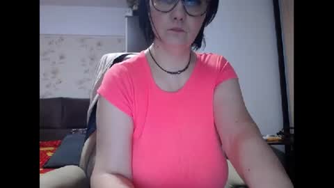 Snapshot of mary_x chatting on 17, 12, 2025 Mary online show from 17, 12, 2025