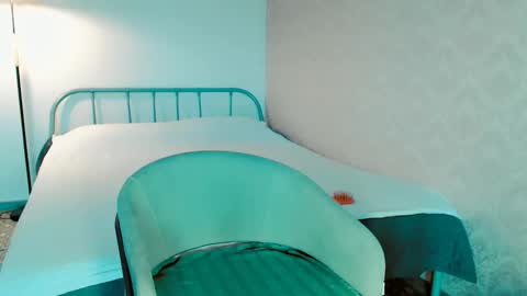 Anna online show from 10, 9, 2025