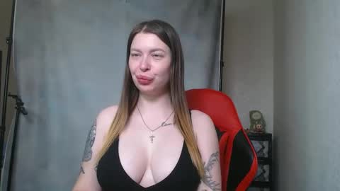 Snapshot of maryh0tlove chatting on 4, 12, 2025 maryh0tlove online show from 4, 12, 2025