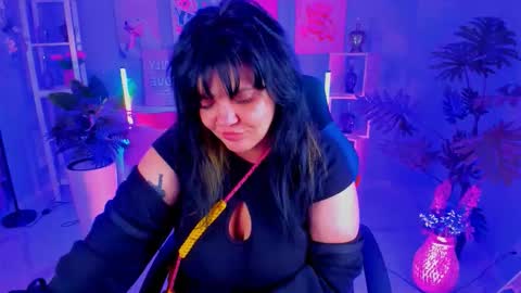 Mary online show from 8, 9, 2025