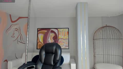 Snapshot of marylewis_ chatting on 9, 7, 2026 Mary online show from 9, 7, 2026