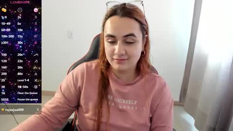 Dulce Maria online show from 31, 10, 2025