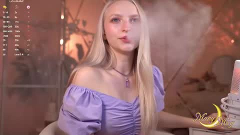 Snapshot of marylunamay chatting on 19, 6, 2026 Mary online show from 19, 6, 2026