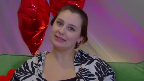 Snapshot of marymurrays chatting on 25, 2, 2025 MaryMurrays online show from 25, 2, 2025