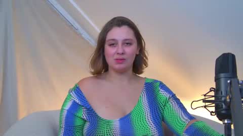 Snapshot of marymurrays chatting on 22, 9, 2025 MaryMurrays online show from 22, 9, 2025