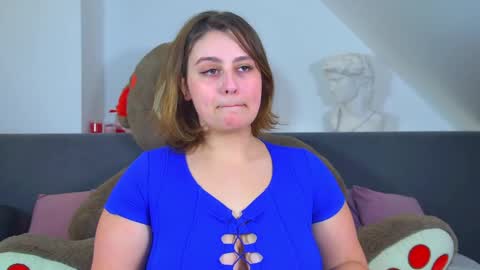 Snapshot of marymurrays chatting on 5, 10, 2025 MaryMurrays online show from 5, 10, 2025