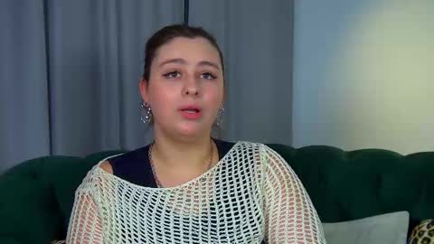 Snapshot of marymurrays chatting on 21, 11, 2025 MaryMurrays online show from 21, 11, 2025