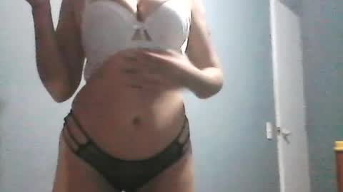 Snapshot of maryyjanne68 chatting on 22, 6, 2026 maryyjanne68 online show from 22, 6, 2026