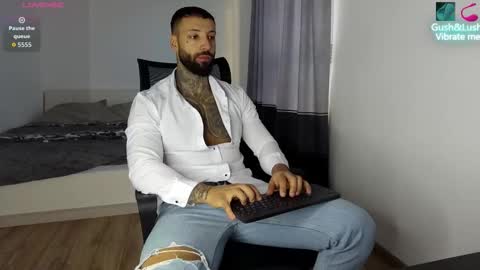 masculineguy69 online show from 19, 10, 2025