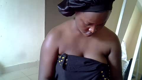 Snapshot of maseratty chatting on 10, 7, 2026 Cate online show from 10, 7, 2026