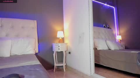 Masha Foxx online show from 18, 12, 2024