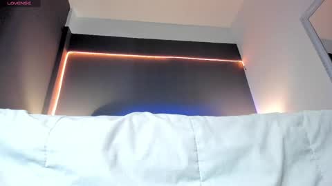 Masha Foxx online show from 9, 2, 2025