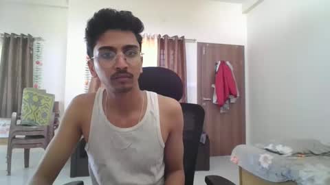 Snapshot of maskboyz2003 chatting on 21, 1, 2025 maskboyz2003 online show from 21, 1, 2025