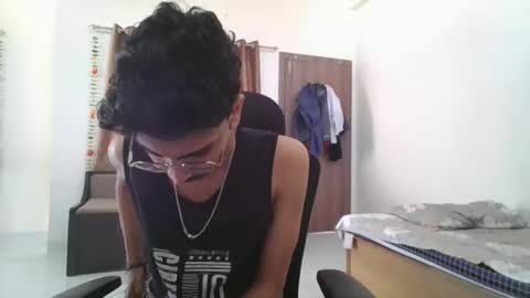 Snapshot of maskboyz2003 chatting on 7, 2, 2025 maskboyz2003 online show from 7, 2, 2025